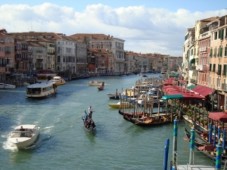 Italia : Contemporary Arts in Venice for Two