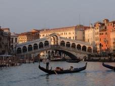 Italia : Gondelfahrt und Hilton Hotel in Venedig, Italien