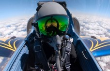 Fliegen Sie einen Kampfjet in der Schweiz – 45 Minuten