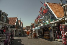 Kleingruppen Tour: Volendam & Zaanse Schans