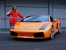 Conducir un Lamborghini Gallardo - 1 vuelta en circuito corto