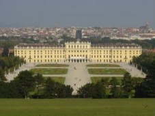 Limousinenfahrt Wientour und Schönbrunn