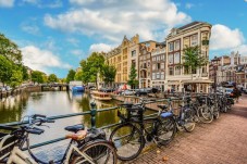 Tour zu Fuß durch Amsterdam mit niederländischen Snacks