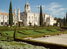 Lissabon Premium-Tour: drei Panorama-Bustour und eine historische Straßenbahnfahrt