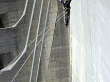 Bungee Jumping Verzasca Goldeneye Bungee Jump Schweiz