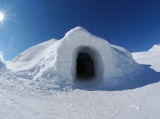 Iglu-Übernachtung für Zwei