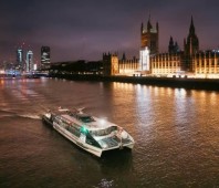 MBNA Thames Clippers ganztägiger Flusswanderer