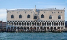 Dogenpalast Venedig: Exklusive Tour mit Zugang zu den Geheimgängen und Eintritt ohne Anstehen zum Markusdom